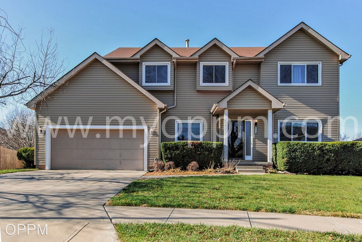 Primary Photo - 5 br, 3.5 bath House - 11714 S. 25th Ave. ...