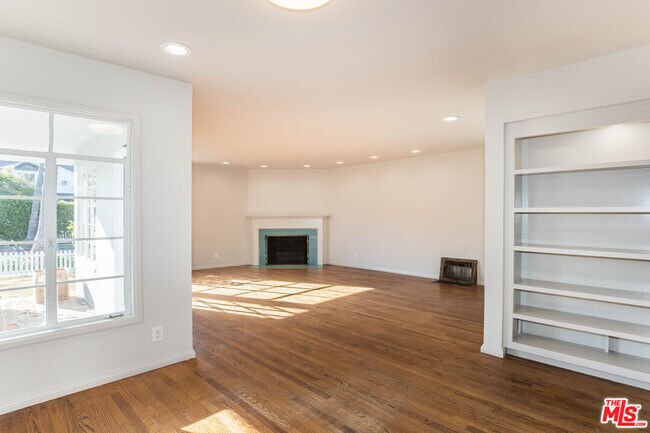 Foto del edificio - 437 N Swarthmore Ave