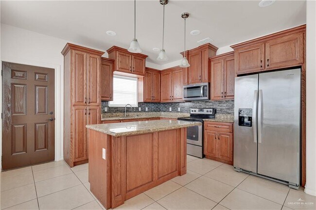 Foto del edificio - 2801 Sabercat Ave