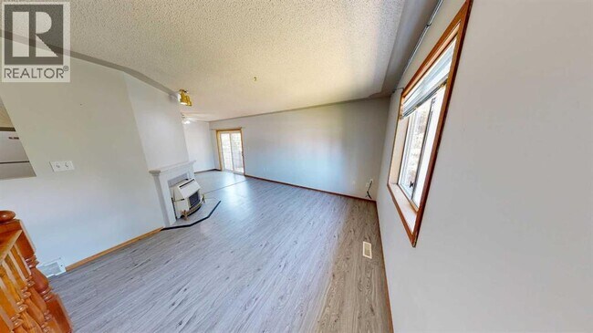 Photo du bâtiment - 9408 100 Ave.