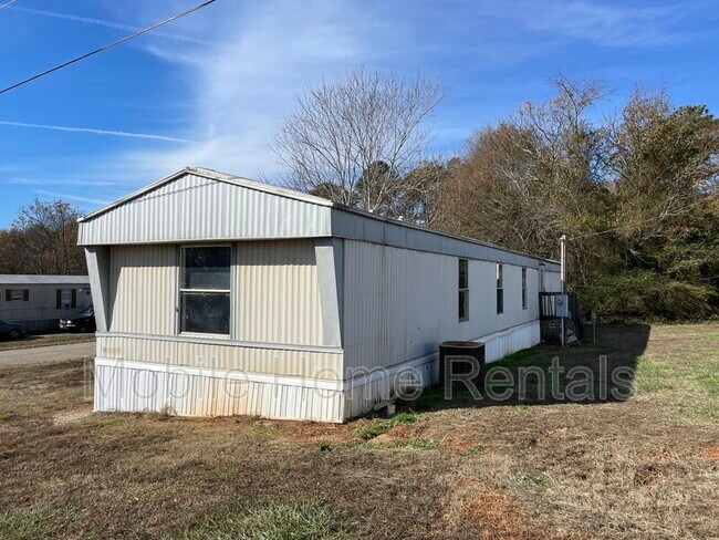 Building Photo - 108 Green Cherry Rd
