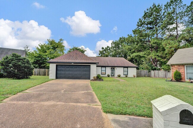Building Photo - 6531 Goldeneye Dr