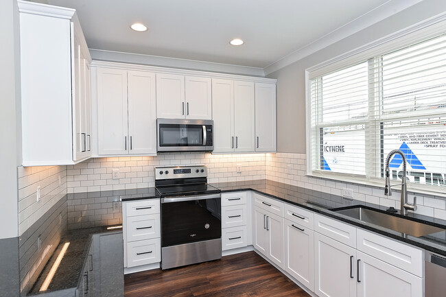 Kitchen - 426 Faison Ave