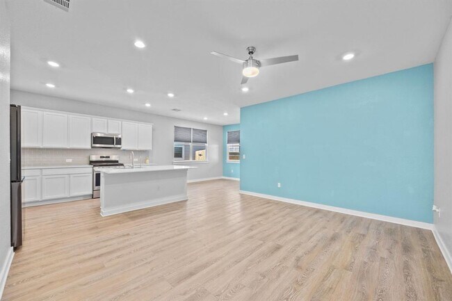 Foto del edificio - 129 Cupreata Ln