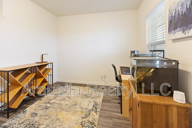 Building Photo - 8429 Falcon Meadow Dr