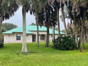 Building Photo - 18602 Kitty Hawk Ct