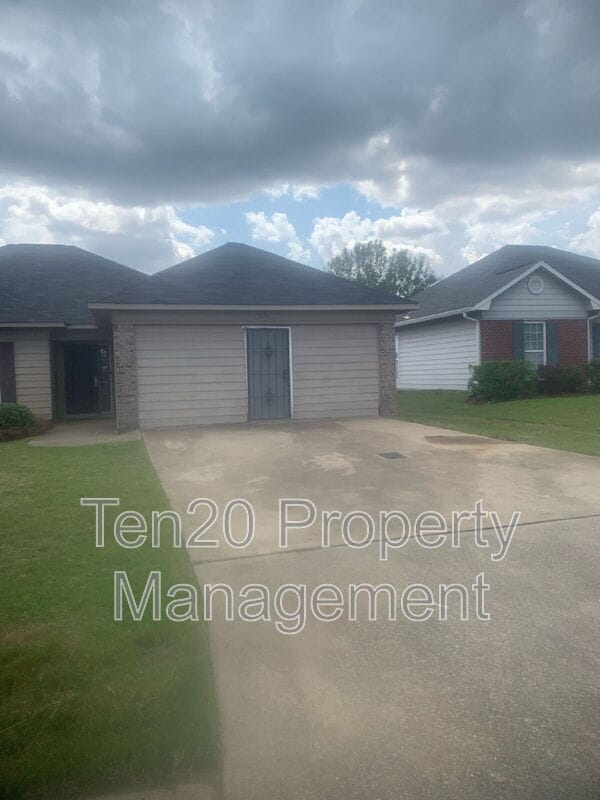 Building Photo - 6136 Crossbow Dr