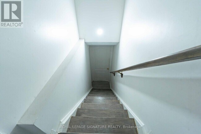 Photo du bâtiment - 4742 Creditview Rd