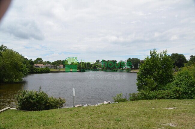 Foto del edificio - 1318 River Birch Run S