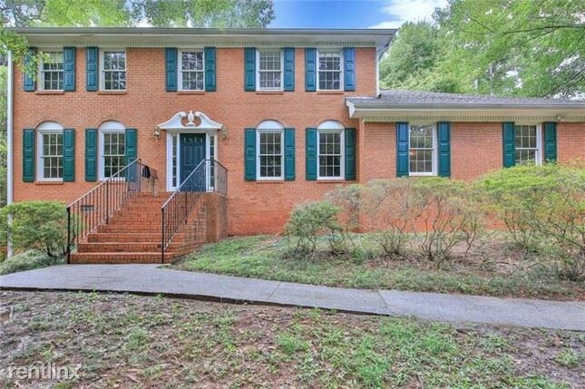 Building Photo - 4 br, 2 bath House - 656 E Riverbend Drive Sw