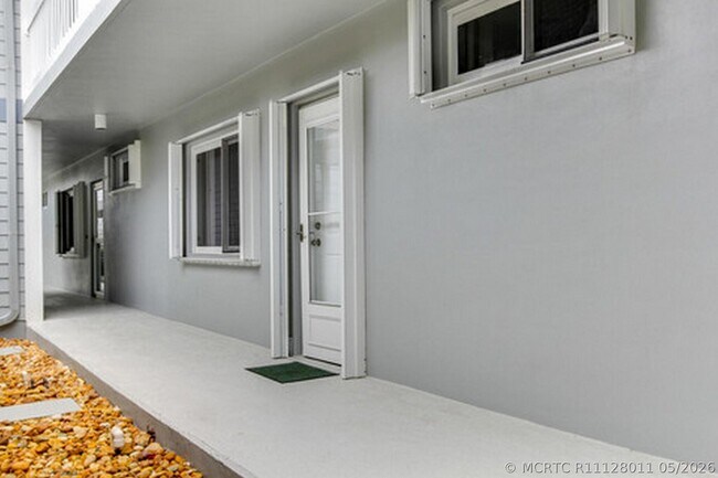 Building Photo - 2115 Windward Way