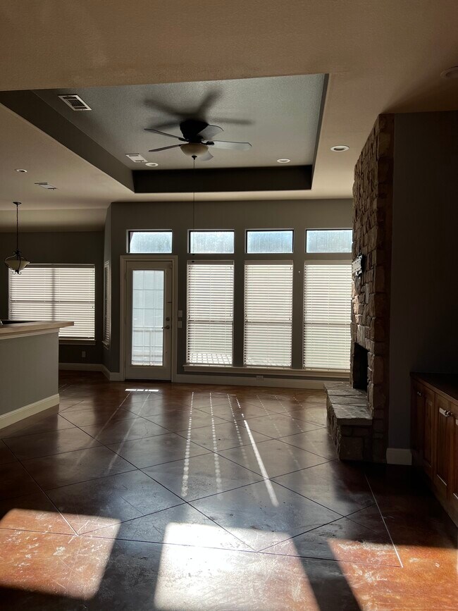Living Room - 2102 Crazyhorse Pass