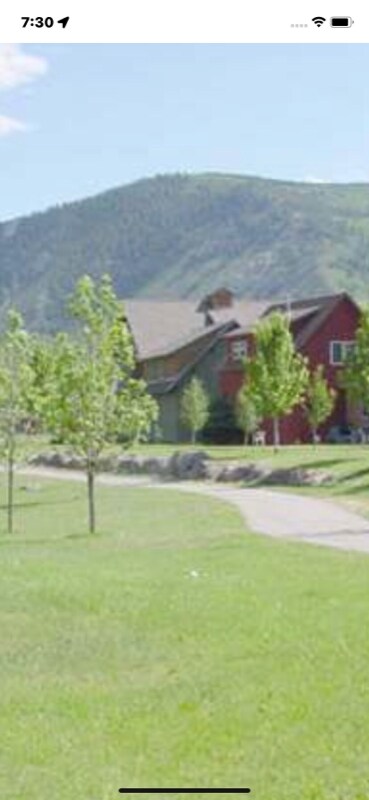 Building Photo - 112 Lakeside Ct