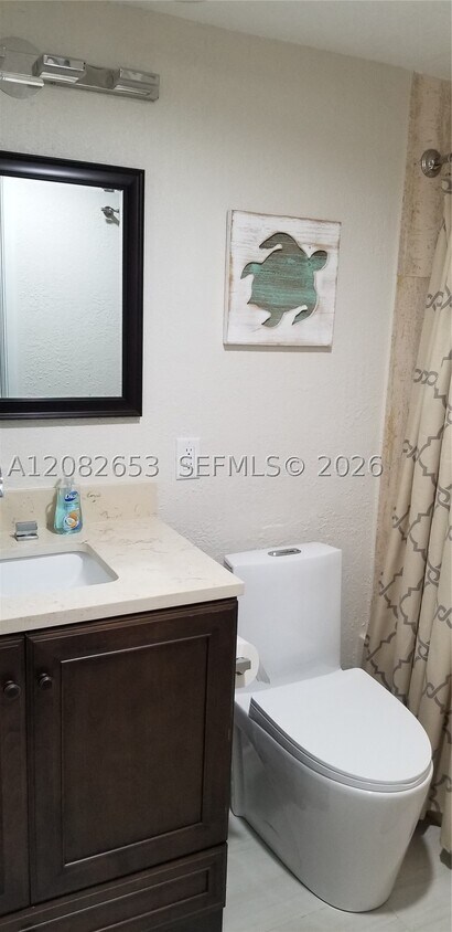 Building Photo - 4627 Bougainvilla Dr