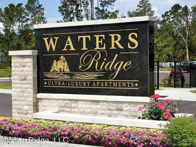 Foto del edificio - 2304 St Johns Bluff Rd S