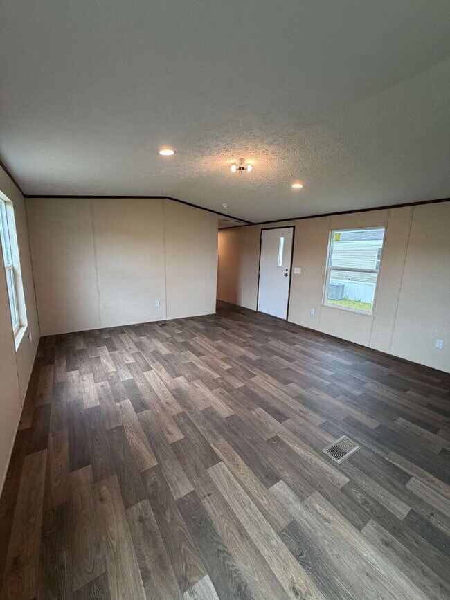 Building Photo - AVAILABLE TO RENT IN REHOBETH