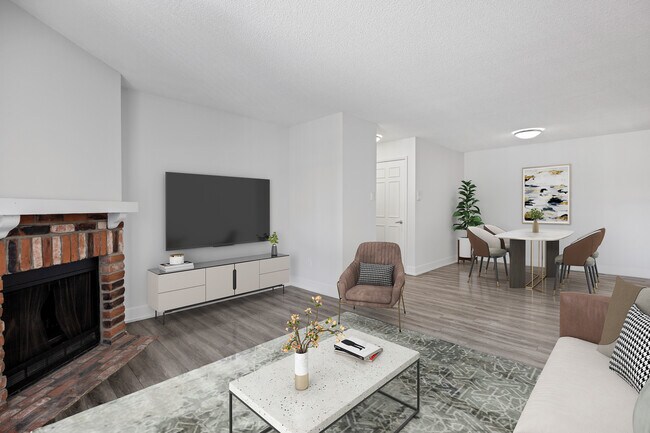 Photo du bâtiment - Lakeside Place