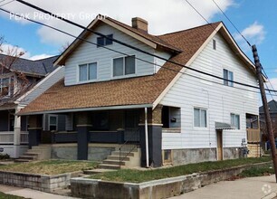 Building Photo - 1312 N 5th St