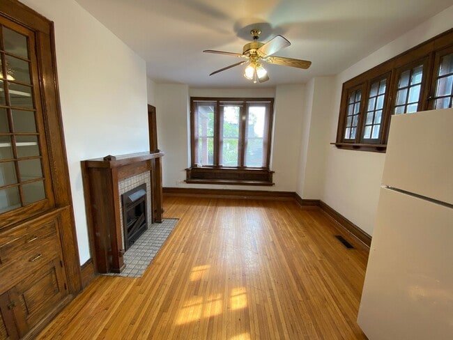 Building Photo - 137 Frambes Ave