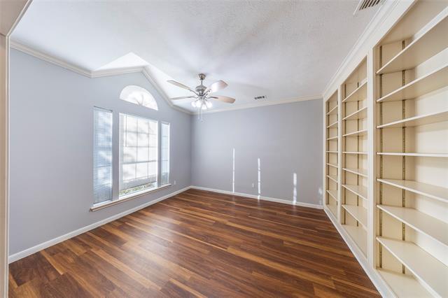 Foto del edificio - 3206 Wyndham Ln