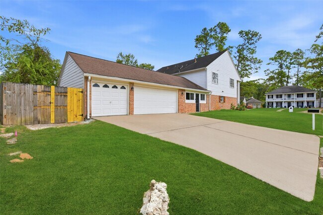 Building Photo - 1406 Grand Valley Dr