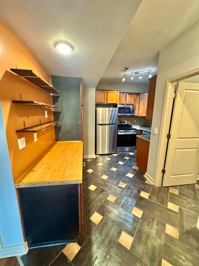 Coffee bar / desk - 200 E 43rd St