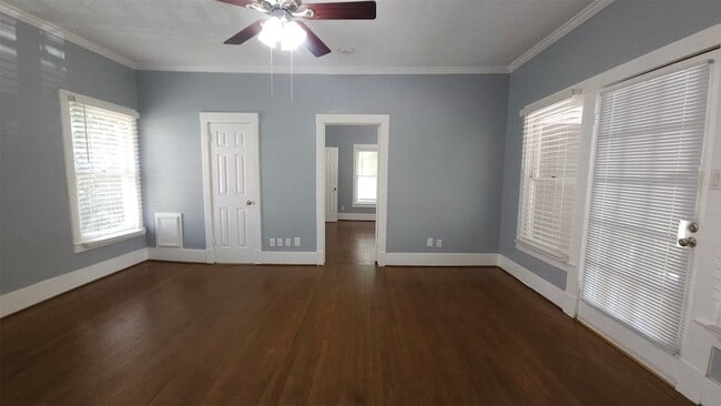 Photo - 5 Buell Ct Apartment