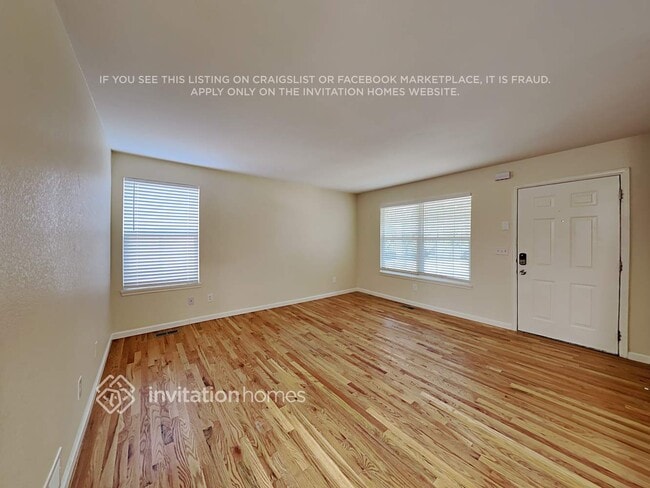 Foto del edificio - 9659 Marion Way