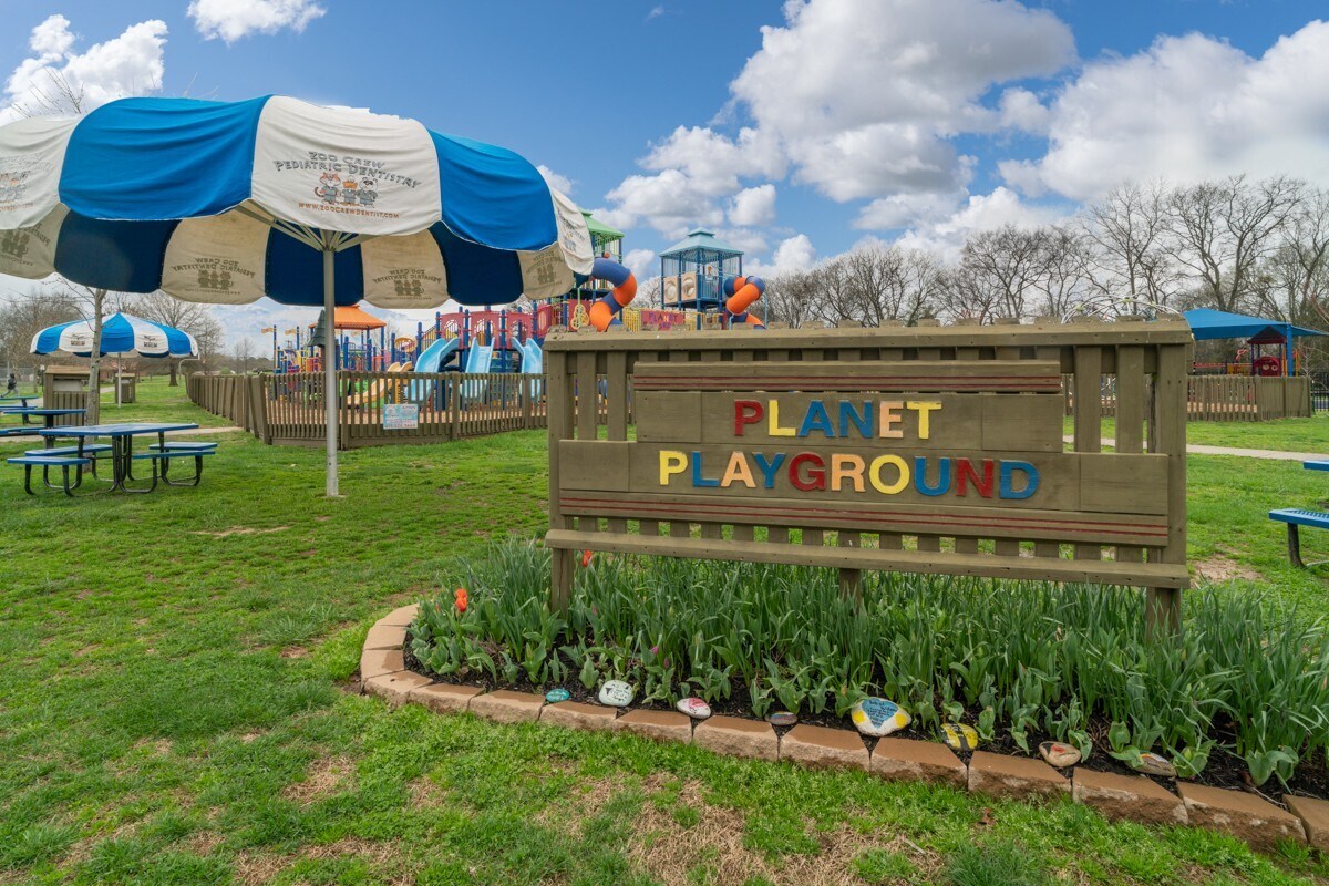 Charlie Daniels Park right across the street! - 1040 Charlie Daniels Pkwy