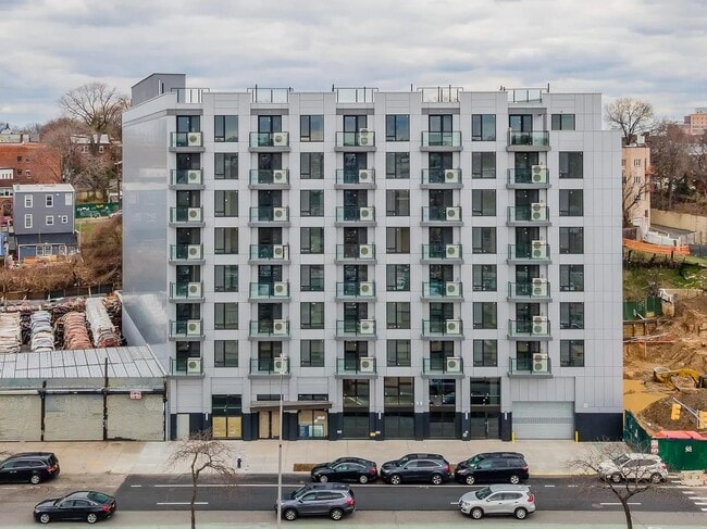 Building Photo - 7065 Queens Blvd