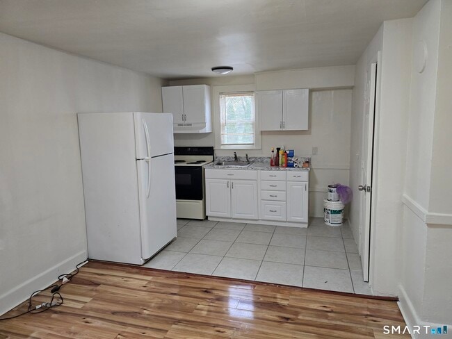 Building Photo - 157 Eastern Ave