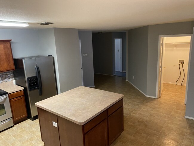Foto del edificio - 6630 Tealglen Dr
