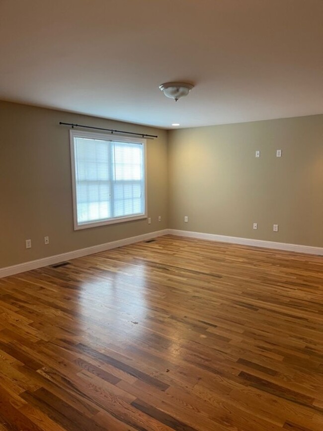 Foto del edificio - 1715 Smallhouse Road