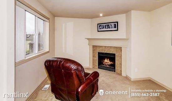Building Photo - 5 br, 3.5 bath House - 21331 37th Avenue Se -