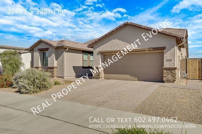 Building Photo - Pool Maintenance Included with Rent!