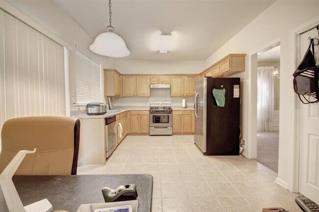 Building Photo - 1721 Bentridge NW Dr