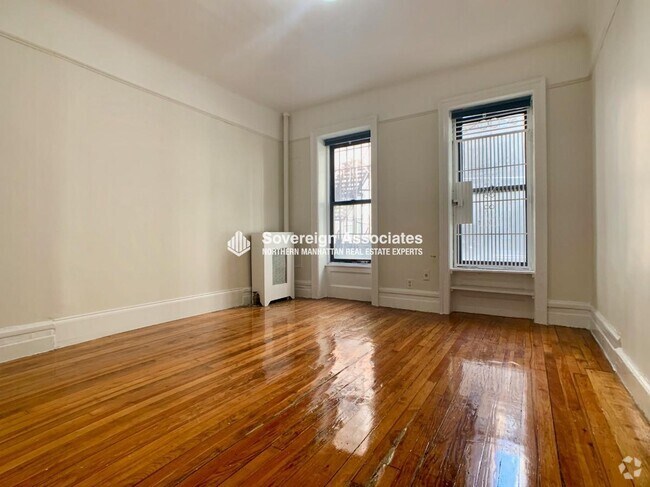 Building Photo - 209 W 108th St