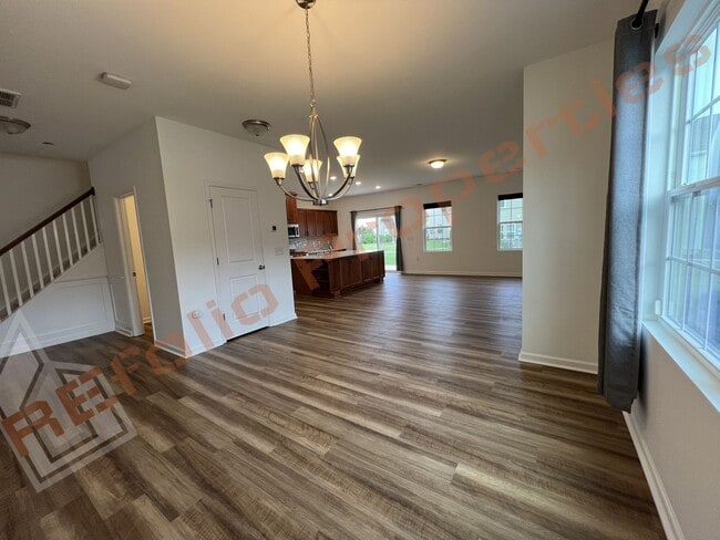 Photo - 1152 Epiphany Rd House