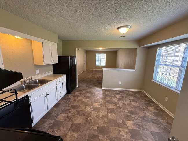 Building Photo - RC Quadplex