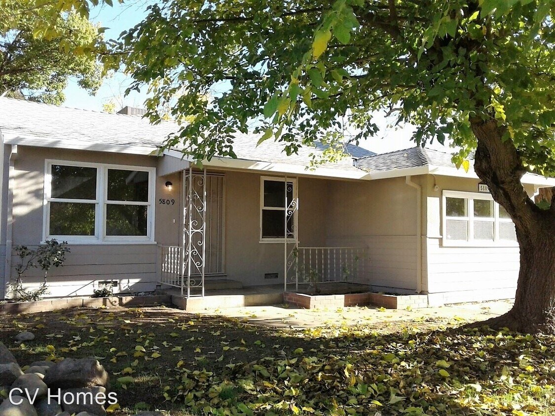 Primary Photo - 4 br, 1 bath House - 5809 Nona Way