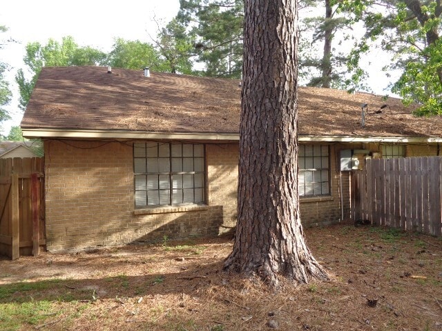 Building Photo - 1736 Hazelwood St
