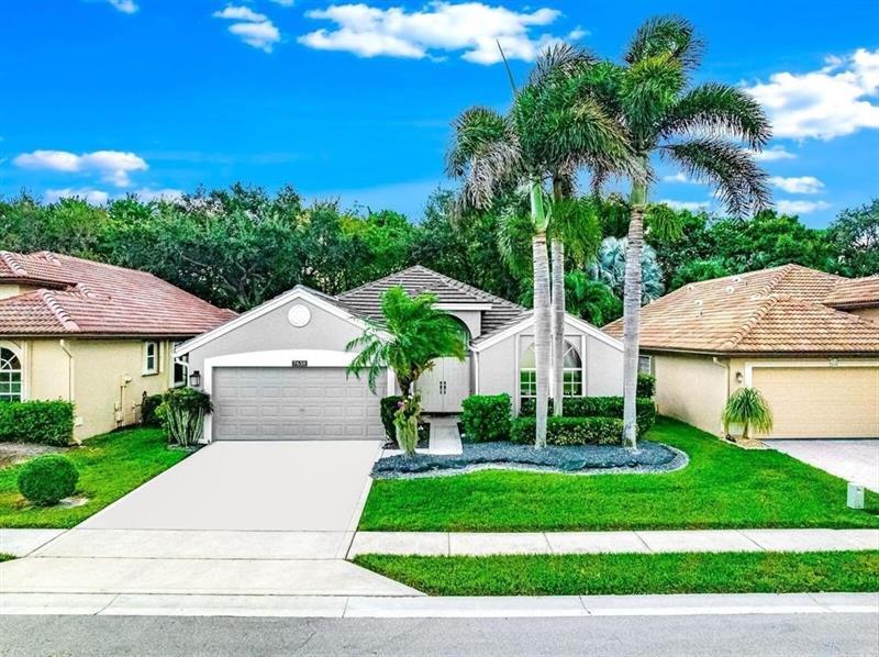 Primary Photo - 7638 Charing Cross Ln