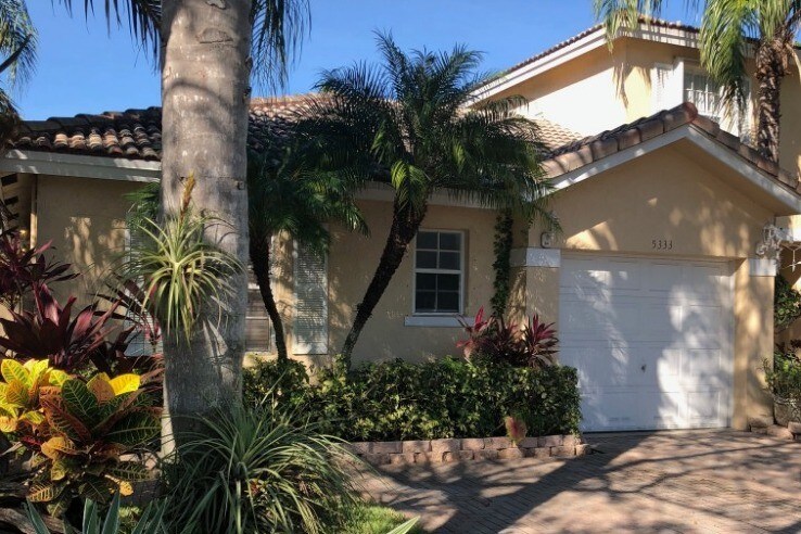 Foto principal - 5333 NW 89th Ave