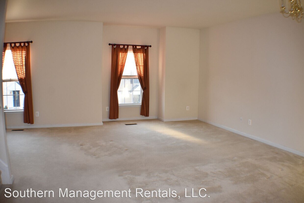 Building Photo - 3 br, 2.5 bath House - 2311 Walnut Bottom Rd
