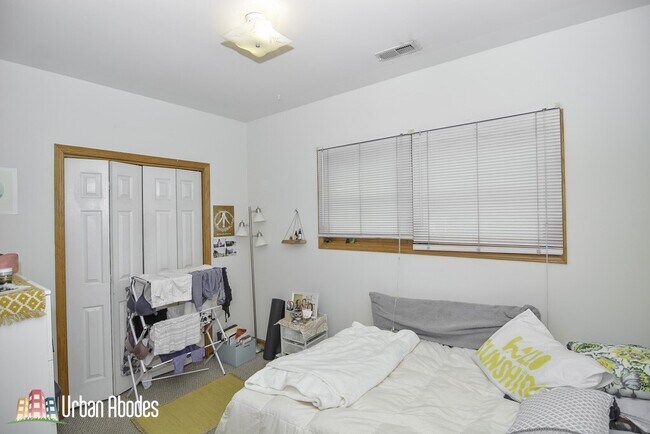 Foto del edificio - 916 N Paulina St
