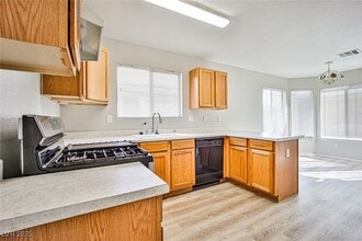 Building Photo - 1070 Canoga Peak Ave