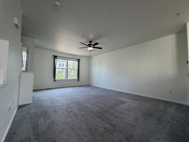 Foto del edificio - 43561 Marguerite Way