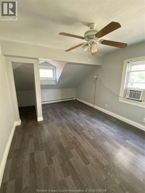 Photo du bâtiment - 1532 Dufferin Pl