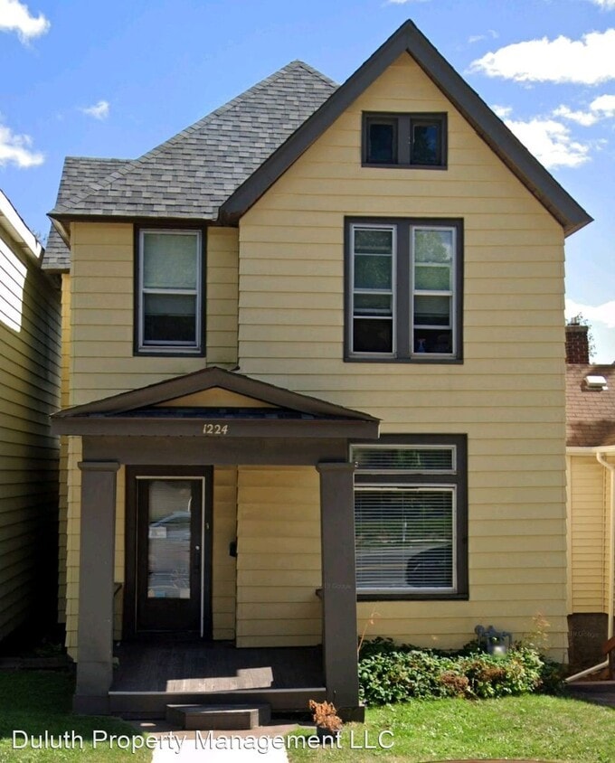 Primary Photo - 4 br, 2 bath House - 1224 East 4th Street