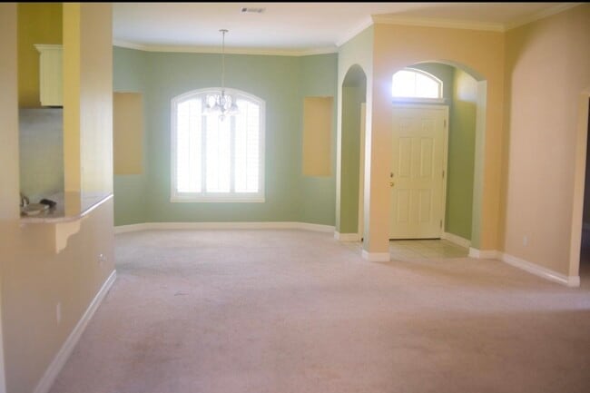 Building Photo - 122 Palisade Ln